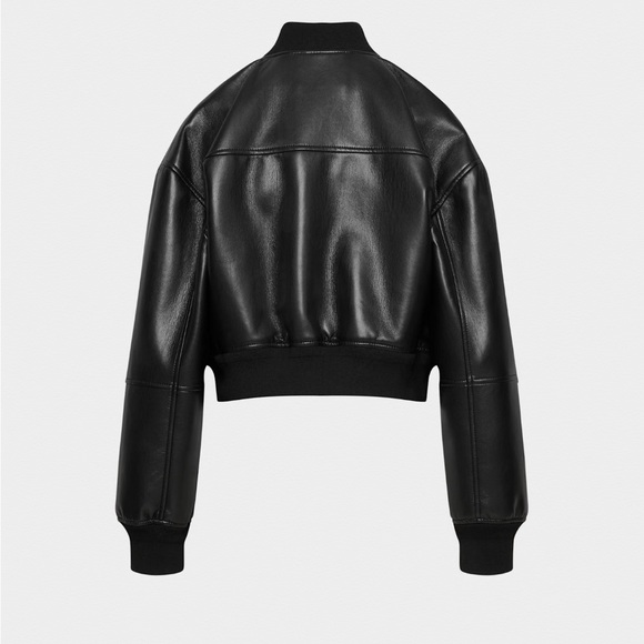 SOLD on lnsta: BADDEST.OUT.THERE2 - Picture 3 of 15